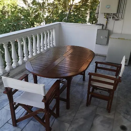 Comfortable Apartment In Kato Toumpa Thessaloniki Exterior photo